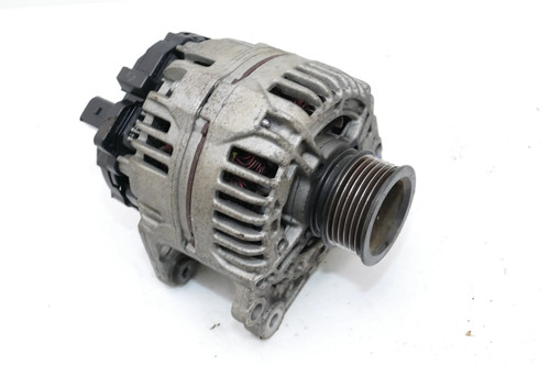 VW Golf 4 A3 8L Lichtmaschine Generator 038903018A /R 90A Benziner abEnde Bj1999