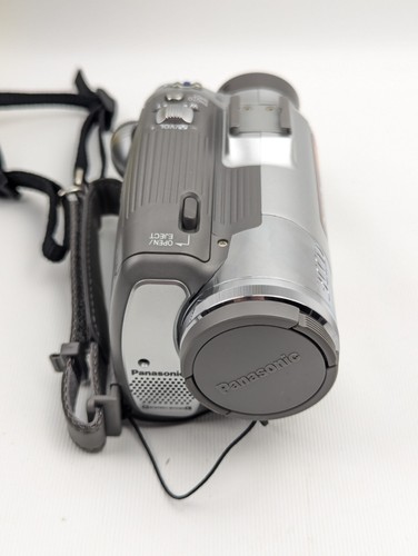 PANASONIC NV-GS180 MiniDV Camcorder Video Camera Bundle With 2 Batteries Bag - Picture 8 of 17