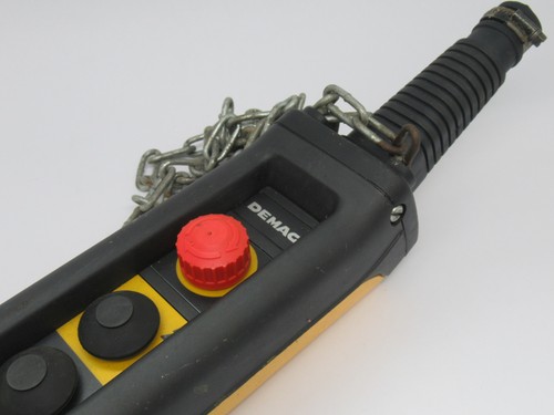 Demag DST6SP21 Control Pendant 150VAC CUT CABLE OPENING USED - Picture 2 of 5