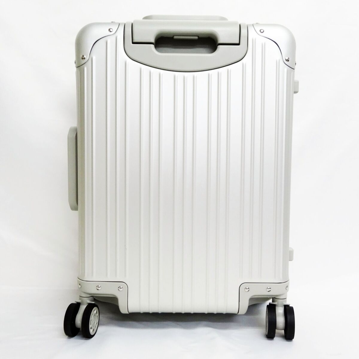 Mercedes Benz Original Aluminum Suitcase 32L Novelty Japan Mercedes Benz Original Aluminum Suitcase 32L Novelty Japan