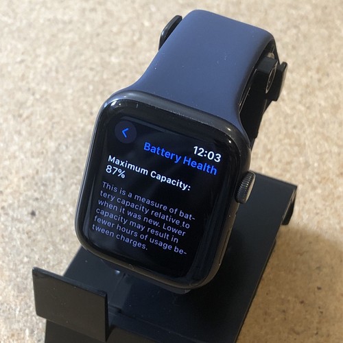 Apple Watch Series 6 S6 Nike (GPS) 44mm Bleu Profond Bracelet Sport Batterie Santé 87% - Photo 3 sur 11