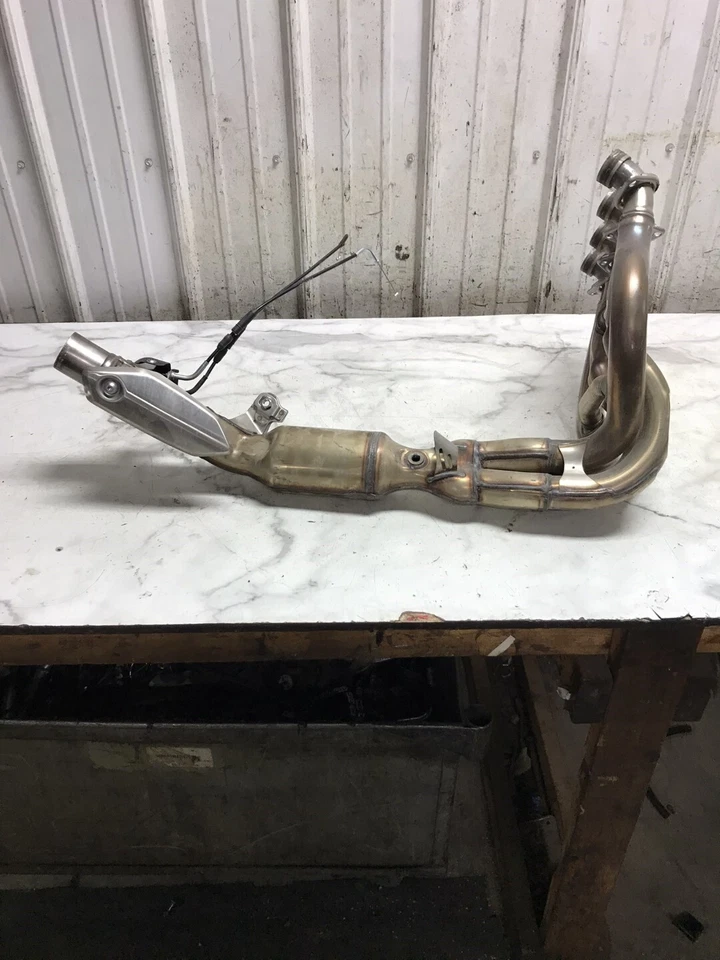 23 cabezales de escape tubo silenciador Kawasaki ZH2 Z H2 ZR 1000 Foto 2 de 4