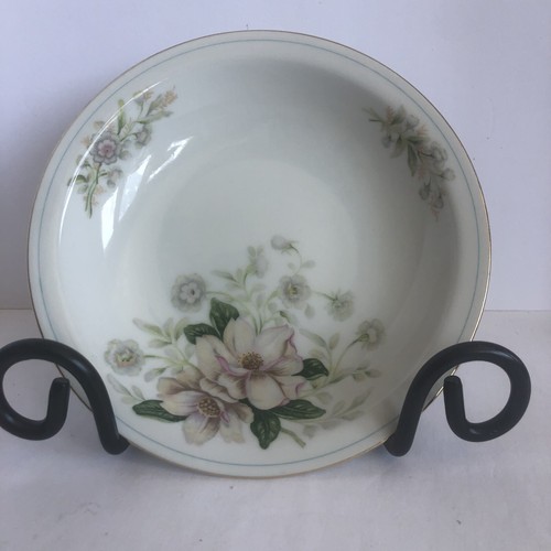 Vintage Grace China Rochelle Soup Salad Bowl 7 5/8" Floral W/ Gold Trim on Rim - Picture 2 of 9