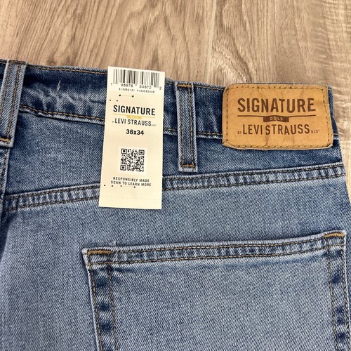 Signature by Levi Strauss & Co. Gold Label Men's Bootcut Fit Jeans 36x34 - Picture 9 of 10