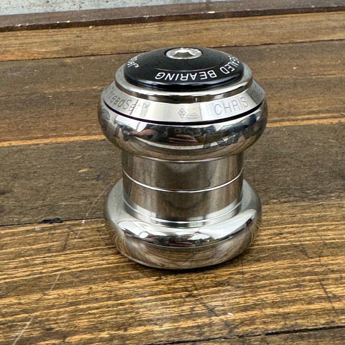 パーツ CHRIS KING nothreadset 1 1/8 inch silver Chris King NoThreadSet Headset Sotto Voce (1-1/8 - 1-1/2