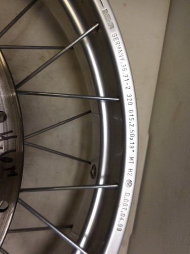 BMW R1100GS R1150GS front spoke wheel - Picture 19 of 24