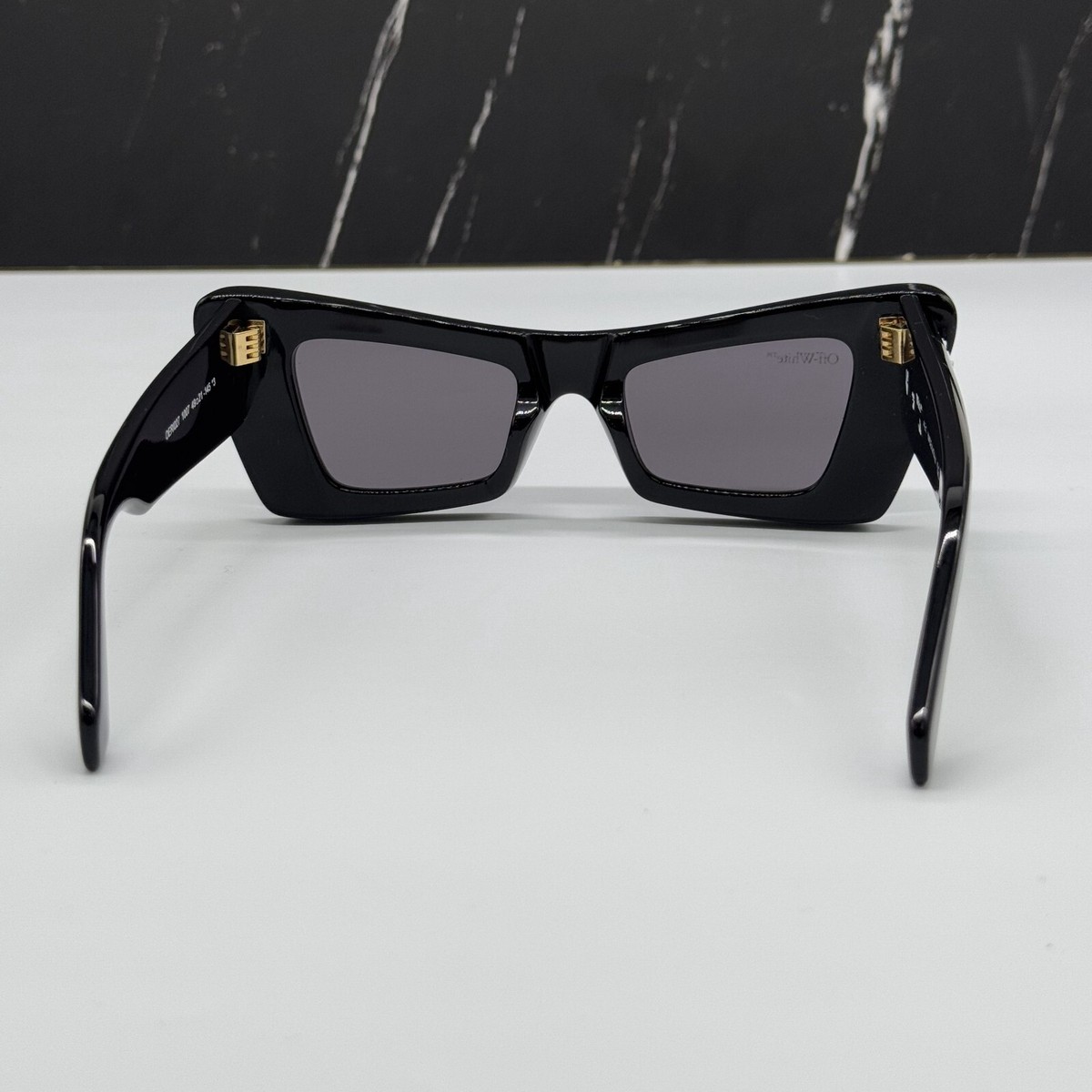 NEW OFF-WHITE CAT EYE SUNGLASSES ACCRA 007 BLACK GREY OFF-WHITE WOMEN EYEWEAR Off-White Virgil Sunglasses 7207 Silver - eye-oo.com main image 3