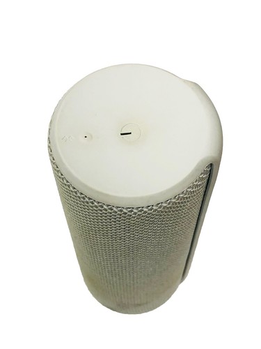 Enceintes Bluetooth sans fil Logitech Ultimate Ears UE Boom S-00122 blanches testées - Photo 5 sur 6