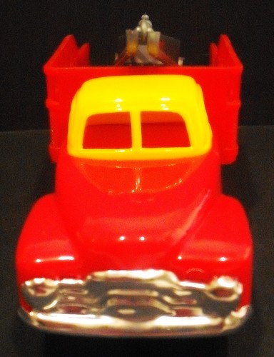 Vintage tinplate and plastic Bedford Tow truck made in Portugal in the 1970's 94 - Picture 6 of 8