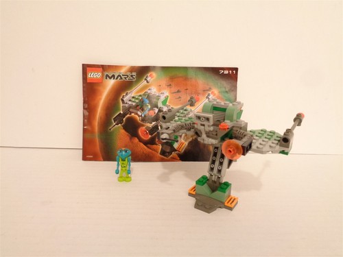 2001 Lego Space Life on Mars #7311 Red Planet Cruiser Building Set Complete