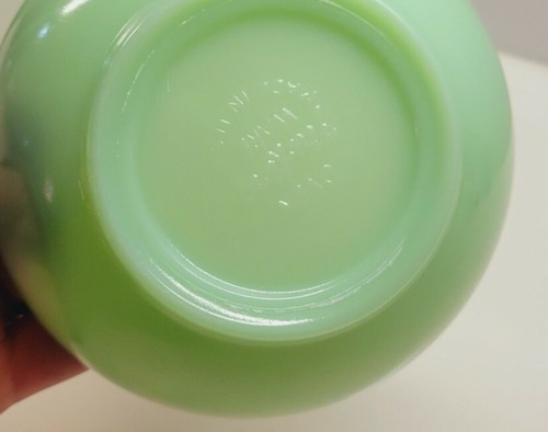 FIRE KING ANCHOR HOCKING JADEITE 5" CHILI BOWL - Picture 4 of 7