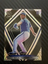 2020 Panini Chronicles Spectra SHUN YAMAGUCHI RC SILVER PRIZM #19 Blue Jays