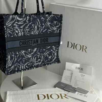 追跡【VINTAGE】Dior M0565OROO_M886 Delight Flower Tote Bag DIOR | Dior Lucky Dior Book Tote バッグ ミディアム Dior