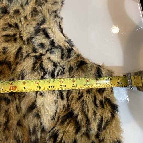 Chicos Leopard Cheetah Print Faux Fur Vest Size 3 Sleeveless - Picture 3 of 4