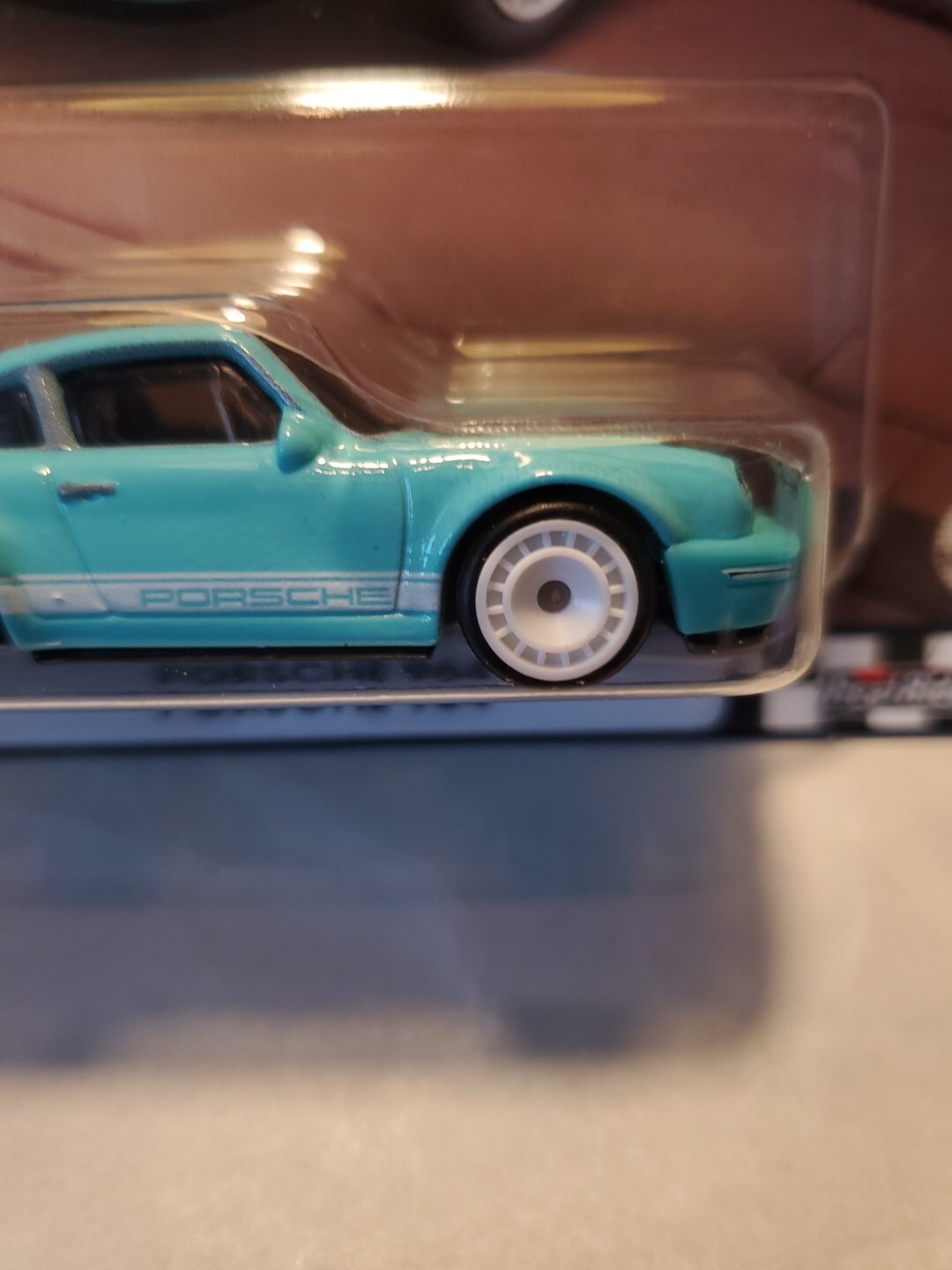Picture 3 of 9