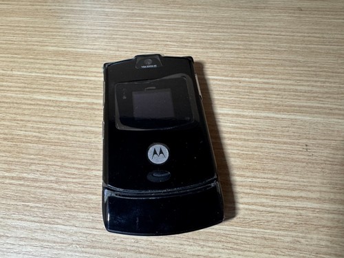 RARE - NEW OLD STOCK - Motorola RAZR V3 Boxed Mobile Phone - Photo 2 sur 24