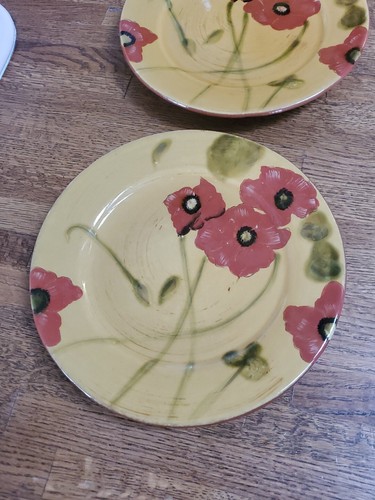 Ambiance Collections Fleur Rouge by Nanette Vacher Salad Plates 8-1/8" Set of 3 - Picture 20 of 22