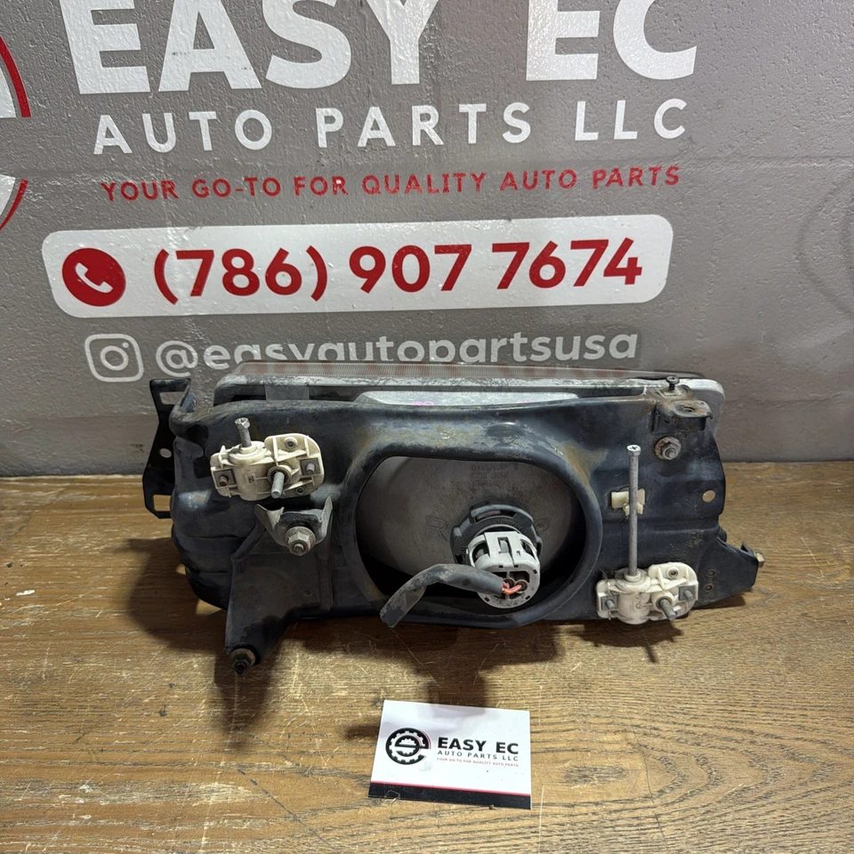 89 90 91 92 TOYOTA CRESSIDA PASAJERO DERECHO MONTAJE FARO OEM Foto 4 de 4