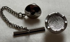 Vintage Round Silver Tone Tie Tac - VGC