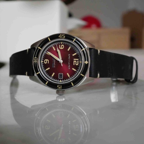 Spinnaker Fleuss Automatic Oxblood Red Watch - Brand New - Picture 14 of 15