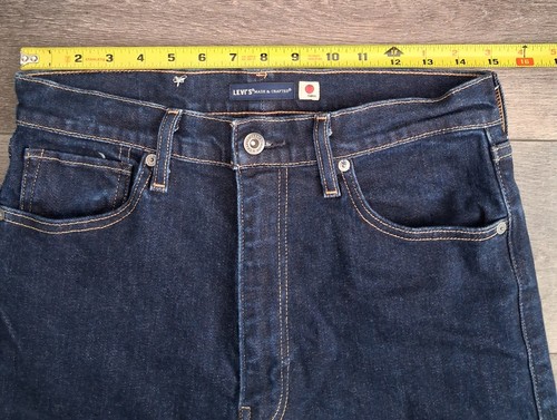 Pantalones de mezclilla Levis hechos y hechos a mano tiro alto ajustados con ribete japonés talla 30x28 - Imagen 11 de 15