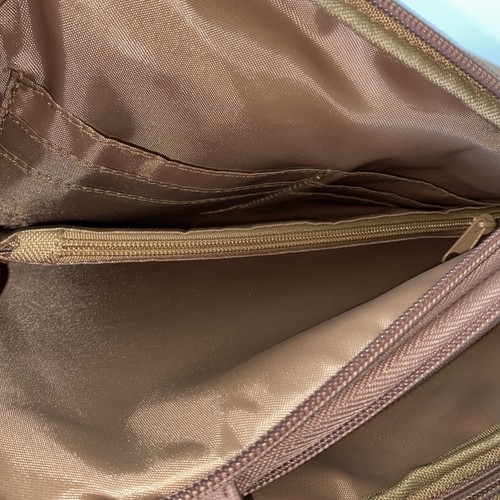 Bolso Bandolera MultiSac Zippy Triple Compartimento Rubor con Correa Ajustable - Imagen 8 de 9