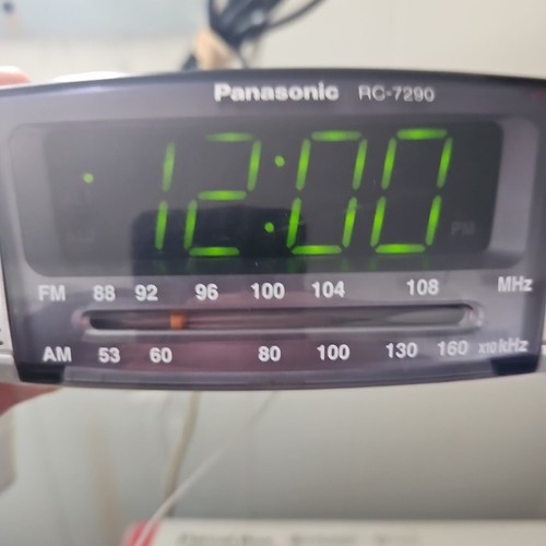 Panasonic RC-7290 Clock Radio AM/FM Tested Working - Picture 5 of 5