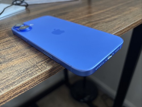 Apple iPhone 16 Plus 128GB Carrier Unlocked - Zdjęcie 6 z 6