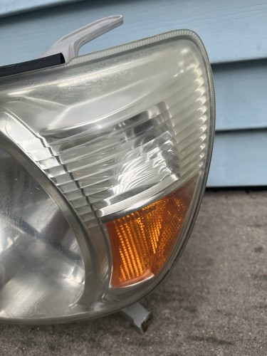 Conjunto de faros Toyota Tacoma OEM 2011 2010 2009 2008 2006 05 paso del conductor - Imagen 7 de 24