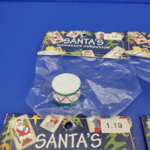 Lote de 15 tambores Provo Craft Santa's Miniature Collection, 7 pares de guantes, 2 osos - Imagen 2 de 14