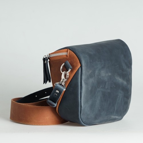Borsa a tracolla in pelle colore marrone scuro da donna di POHVALIN - Foto 5 di 6