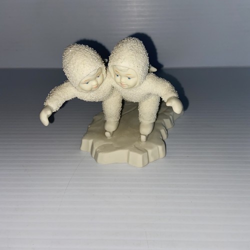 Department 56 Snowbabies "We Make A Great Team" 6843-8 Figurine Retired - Picture 2 of 7