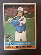 1976 Topps #208 Mike Lum Atlanta Braves