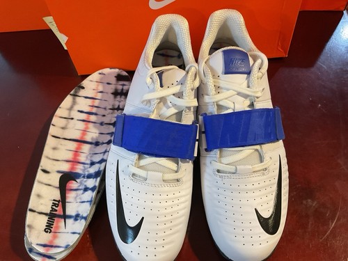 DS MENS NIKE ROMALOES 3 XD OLYMPIC WEIGHTLIFTING AO7987 104 RWB SZ 11 DEFECT - Picture 4 of 13
