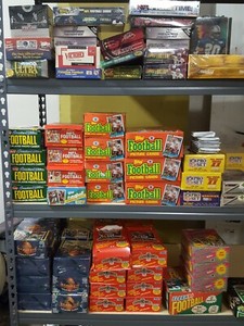Unopened-new-old-Football-cards-vintage-wax-cello-Packs-200-cards-Bonuses