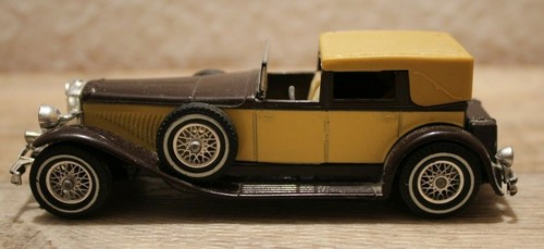 Matchbox Made Lesney Y-4 1975 Models of Yesteryear Düsenberg J Town Car 1930.