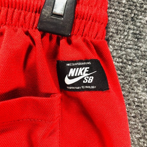 Nike SB Shorts Boys L Red Nike Fit Jersey Black Swoosh Gym Skateboarding Pocket - Picture 6 of 15