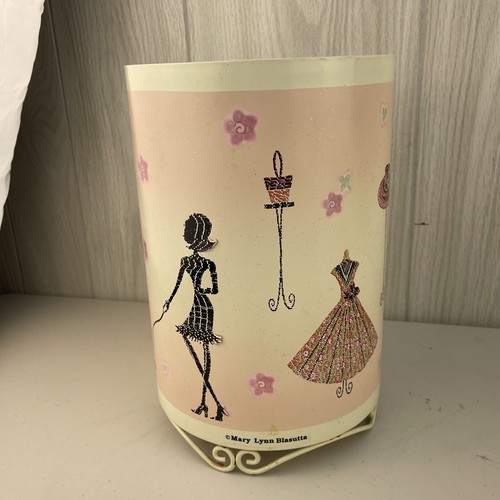 HTF Bathroom Set Shopaholic Metal Mary Lynn Blasutta Cup / Tissue / Trash Can - Picture 16 of 24