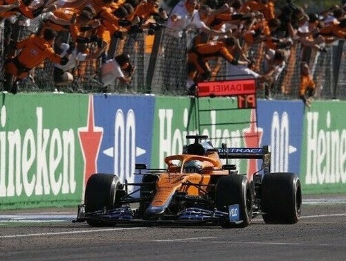 SPARK 1:18 MODELLINO AUTO DIE CAST F1 MCLAREN MERCEDES RICCIARDO GP ITALIA 2021 - Foto 12 di 12