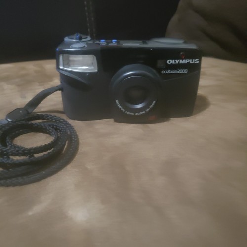 olympus infinity zoom 2000 Af 38-70mm 35mm Point & Shoot Camera - Picture 2 of 10