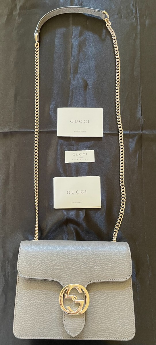 ショルダーバッグ・ポシェット GUCCI Crossbody Bags Women Leather Gray Gucci Grey Calf Pebbled Leather Small Interlocking G