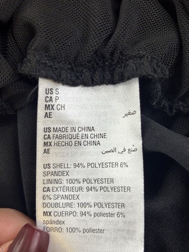 Nuevo con etiquetas Vestido Negro Malla Superpuesto Bodycon Fiesta Club Talla Pequeña Y Ahora Este Precio de venta sugerido por el fabricante $49 - Imagen 10 de 10