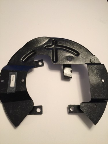 Jaguar XKE 1961-1968 Right Front Brake Disc Shield Assembly OEM USED - Picture 2 of 2