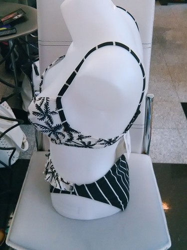 Lidea Maryan Mehlhorn super süßer Bikini schwarz/weiss 40B❤️ - Bild 2 von 3