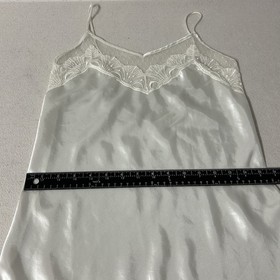 VTG Victorias Secret Nightgown Womens M White Satin Lace Trim Lingerie Bridal