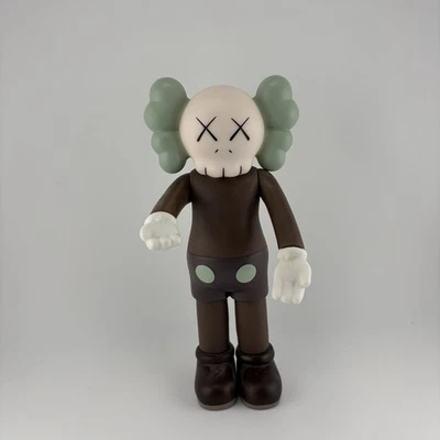 Preços baixos em KAWS KAWS Companion 1:6 figuras de ação de vinil