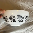 Vintage PYREX ~ 2.5qt ~ Cinderella Mixing Bowl ~ Black on White Gooseberry~ #443