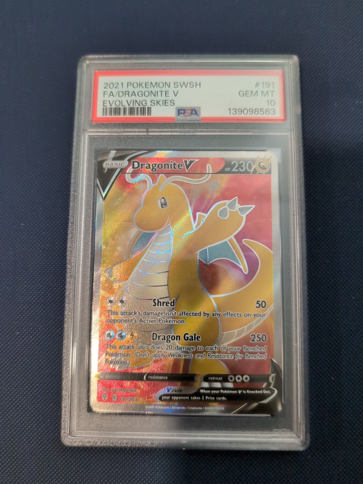 Pokémon TCG Dragonite v Evolving Skies Holo Full Art Card 191/203 PSA 10