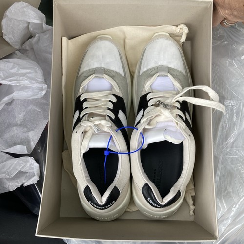 Essentials Fear Of God Shoes - Picture 5 of 5