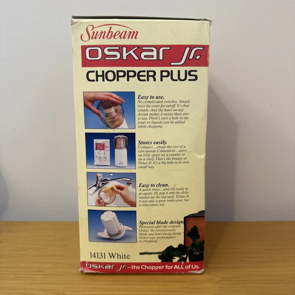 SUNBEAM OSKAR Jr PLUS ELECTRIC FOOD CHOPPER 1987 MODEL 14131 NEW IN BOX - Image 2 of 4